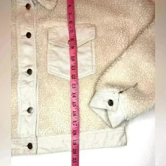 Zara Womens Off White Cropped Sherpa Jacket with Front pockets Size XS - Picture 6 of 11